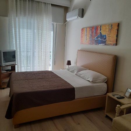 Zefi'S Apartment Nea Peramos  Ngoại thất bức ảnh
