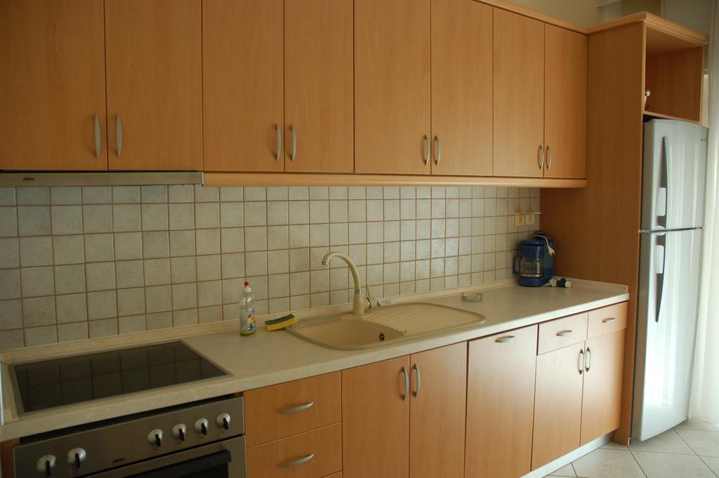 Zefi'S Apartment Nea Peramos  Ngoại thất bức ảnh